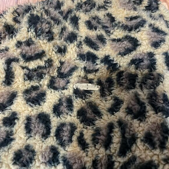 Long Calvin Klein Open Cardigan, Faux Fur/Plush Chetah Jacket, Small - Picture 6 of 6